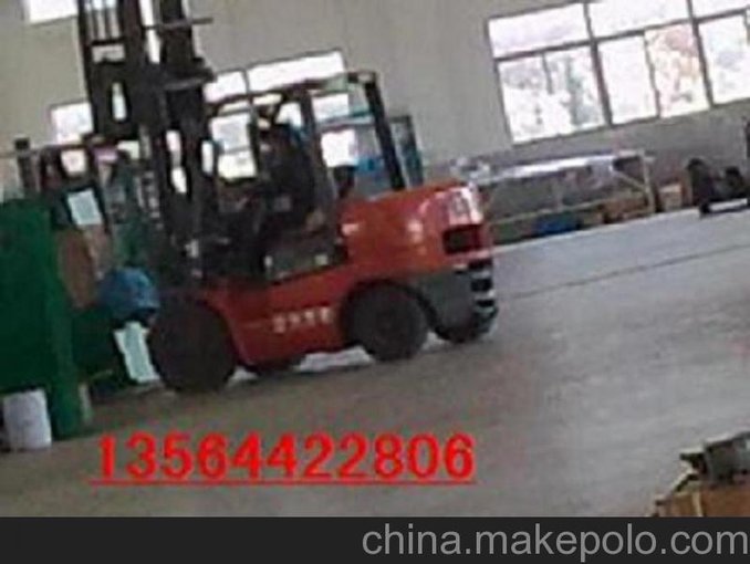 上海徐匯區(qū)叉車出租、前移式叉車出租、電動(dòng)堆高車出租圖片