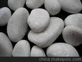 灰色鹅卵石