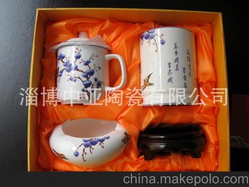 V|(zh)(qing) ɽˮB(nio) մľb