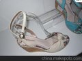 供应华强鞋类皮具展示架98194