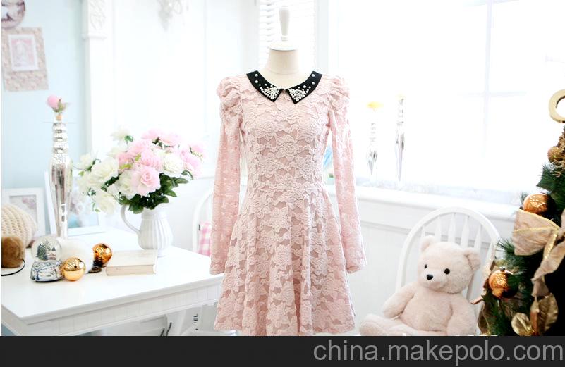 2013秋冬新款韓版女裝 重工鉤花蕾絲連衣裙時尚收腰修身女裝