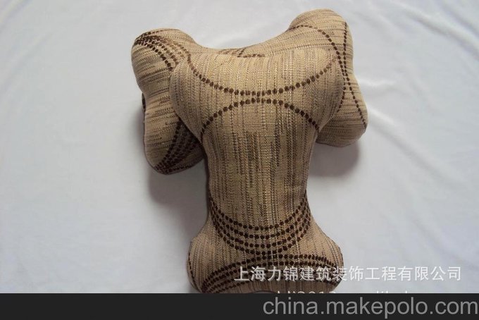 廠家專業(yè)生產(chǎn)抱枕 廠家專業(yè)生產(chǎn)汽車頸枕 廠家專業(yè)生產(chǎn)汽車飾品圖片