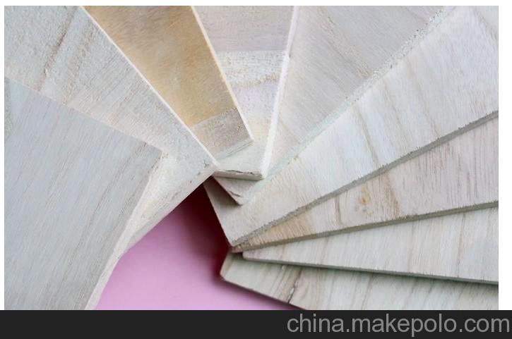 廠家直銷 供應(yīng)優(yōu)質(zhì)擊破桐木跆拳道表演 訓(xùn)練木板