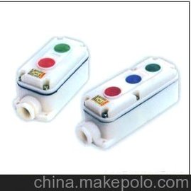 (yng)LA5821ưo