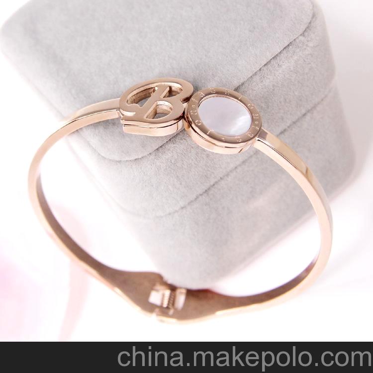 新款 寶貝Baby珍珠貝殼圓通14K玫瑰金手鐲鈦鋼飾品彈簧設計手環