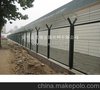 供应哨所围墙网、监狱隔离网的描述、围墙加高网、哨所安全网